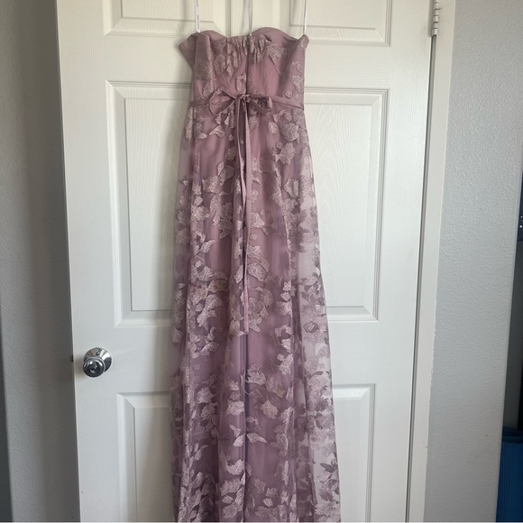 Lavender floral gown - Picture 2 of 4